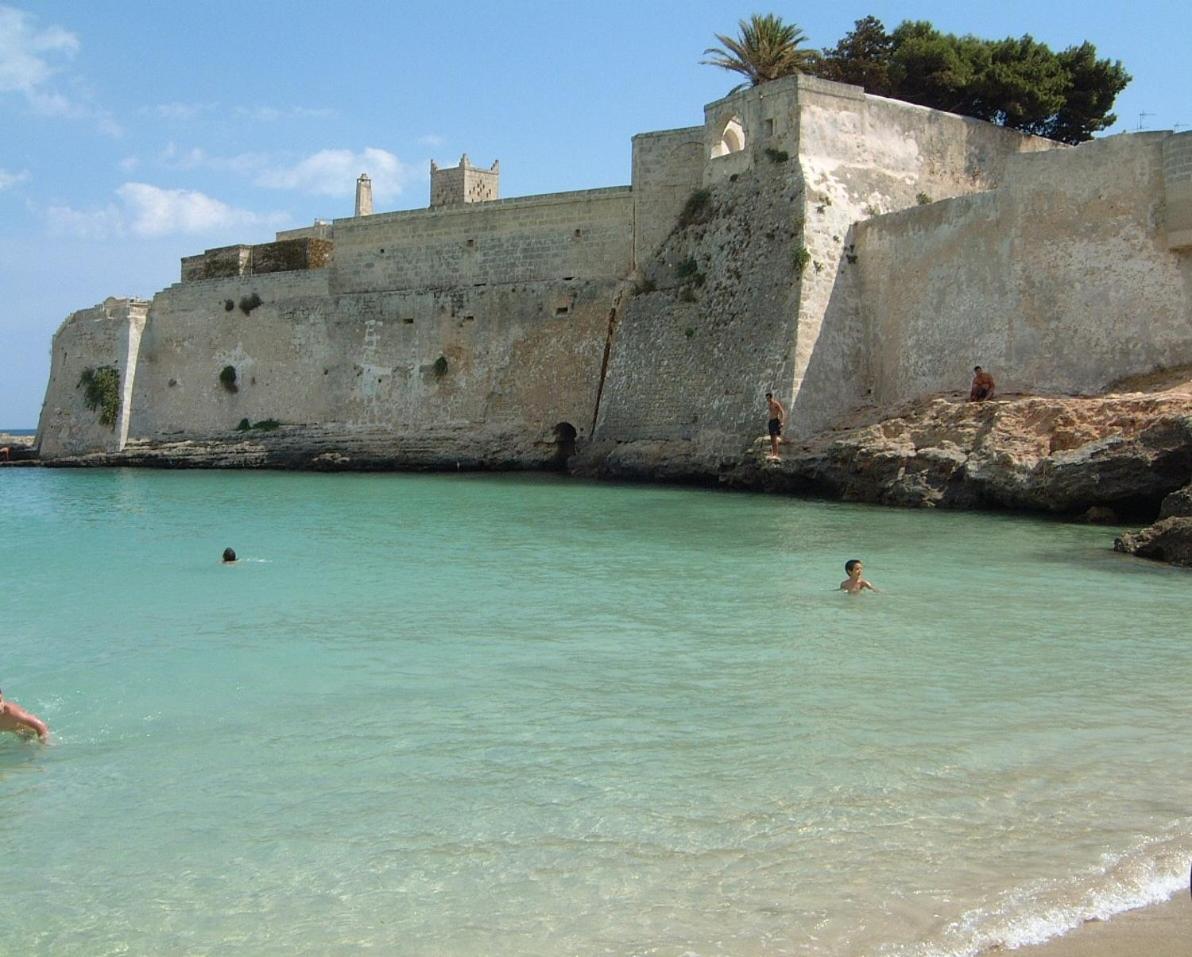 הוילה מונופולי La Finestra Su Santa Lucia מראה חיצוני תמונה
